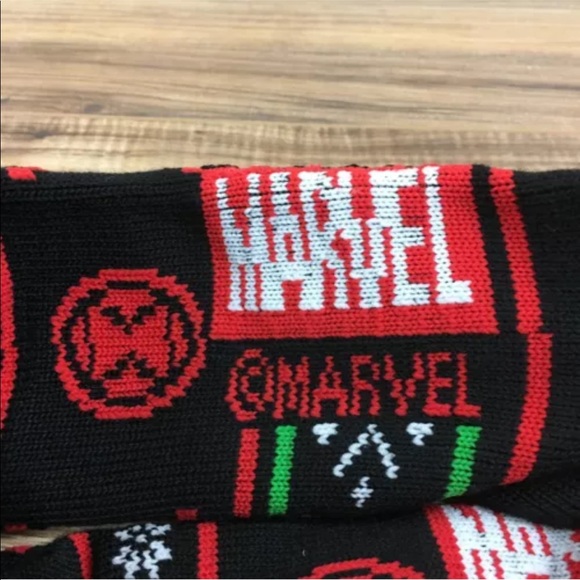 MARVEL MENS AVENGERS CHRISTMAS LONG SOCKS NEW - Picture 3 of 4